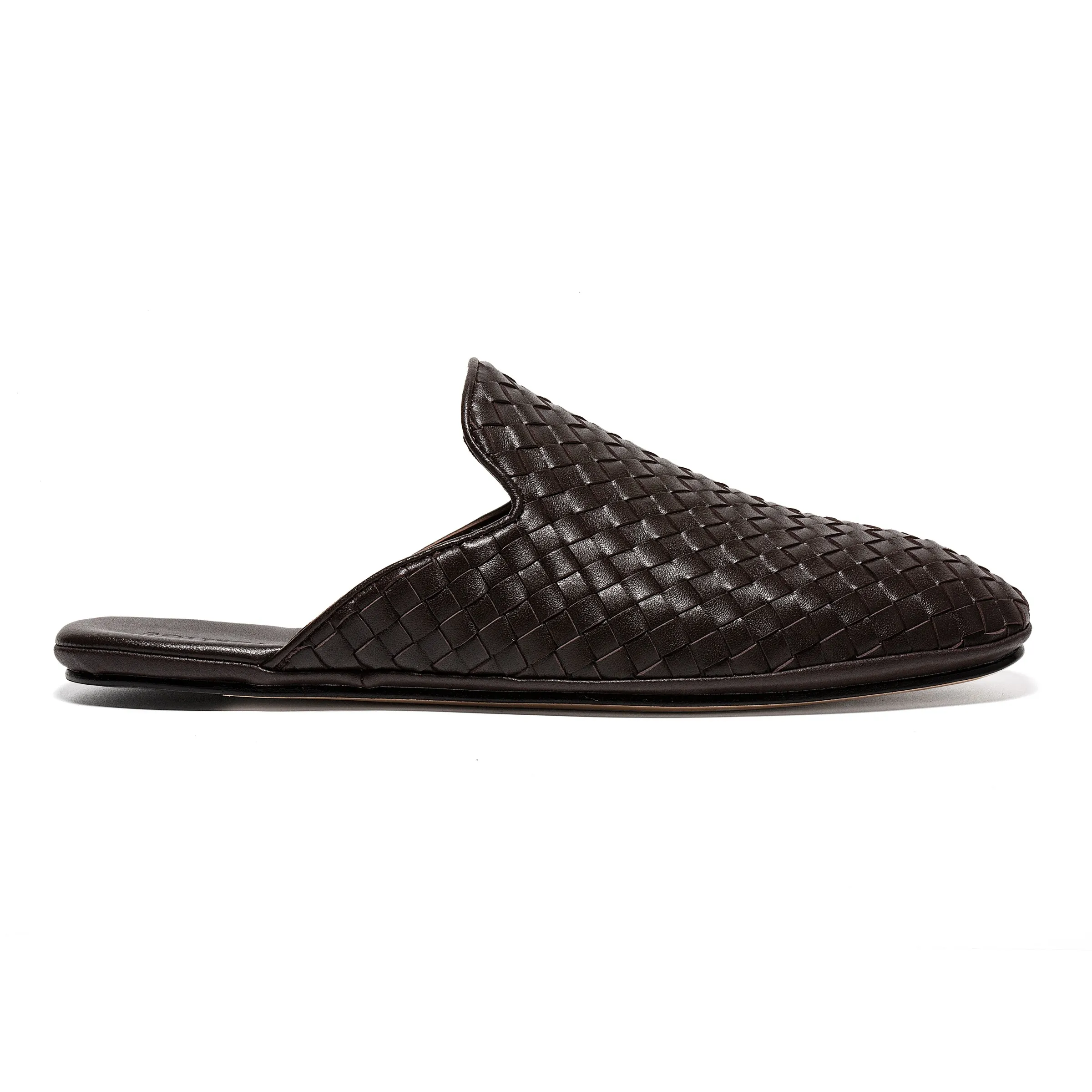 [BV] Top P: 720💰Size for couples: Female 35-39 Male 39--44 (Female 40. Male 38.45.46.47 customization is not returnable) [Note‼ ️] Add 💰 to size 46, add 💰 to size 47. Bottega Veneta's 2025 autumn counter synchronized genuine leather outsole classic woven half-drag couple model Bottega Veneta square toe flat shoes, imported mixed sheepskin, imported sheep! Leather outsole! [Rose][Rose]! Purely hand-woven and operated, the original board is reproduced one-to-one! quality assurance!